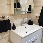 Apartament Moderner Zweizimmer