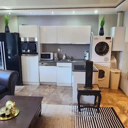 Moderner Zweizimmer Apartment *